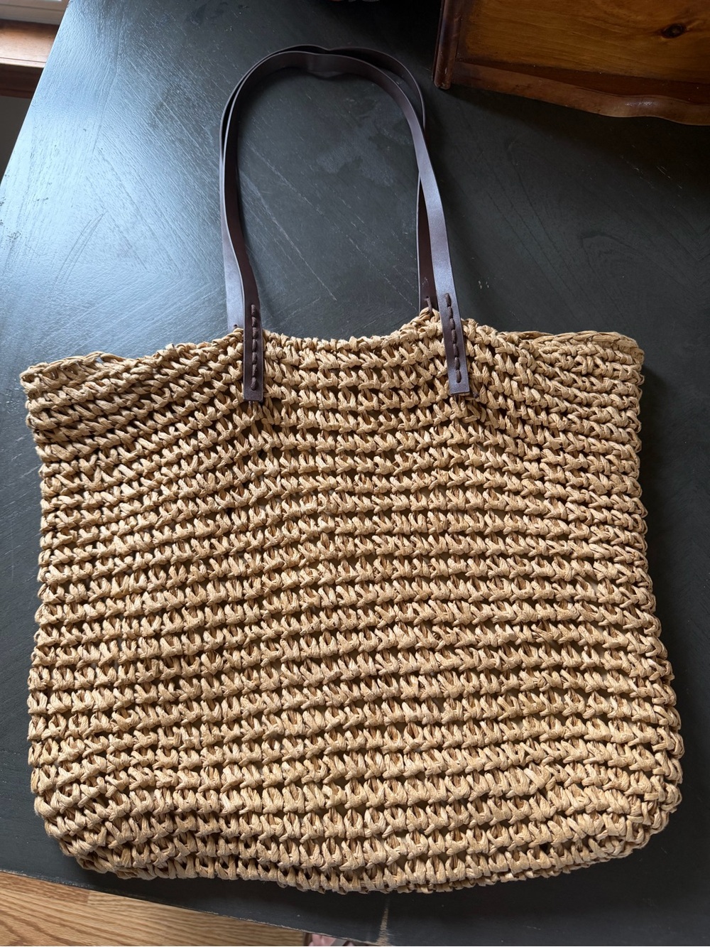 Source Unknown Woven Natural Straw Shoulder Bag with Brown Handles